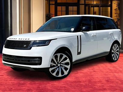 New 2025 Land Rover Range Rover Long Wheelbase SE