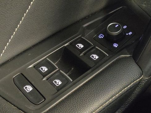 Used 2023 Volkswagen Tiguan SEL R-Line AWD/4WD image 27