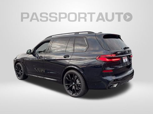 New 2026 BMW X7 xDrive40i image 3