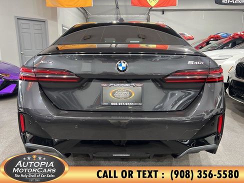 Used 2024 BMW 540i xDrive w/ Premium Package AWD/4WD image 5