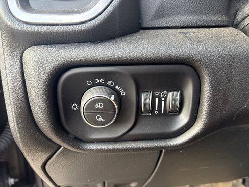 Used 2024 RAM 2500 Laramie AWD/4WD image 16