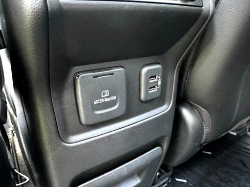 Used 2019 GMC Acadia SLT w/ Black Edition image 21