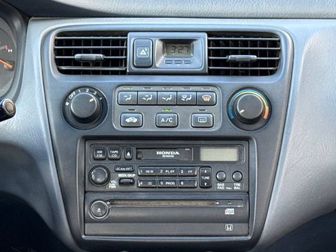 Used 1998 Honda Accord LX image 13
