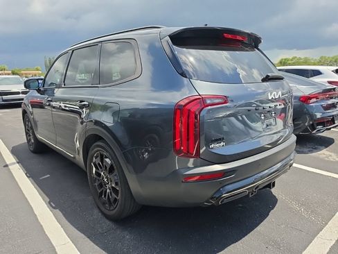 Used 2022 Kia Telluride SX w/ SX Prestige Package AWD/4WD image 11