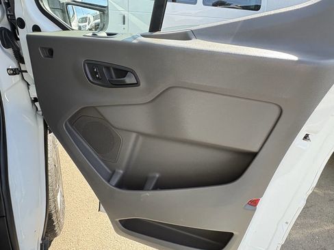 Used 2021 Ford Transit 250 148 High Roof Extended image 11