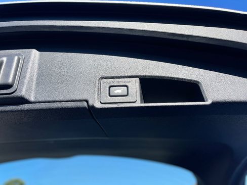 New 2026 Acura RDX SH-AWD w/ Advance Package image 9