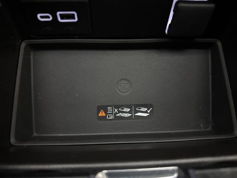 Used 2023 GMC Yukon Denali w/ Advanced Technology Package image 56