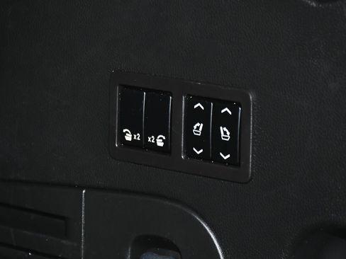 Used 2017 GMC Yukon SLT w/ Open Road Package image 71