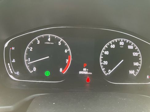 Used 2018 Honda Accord Sport image 14