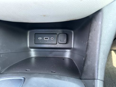 Used 2024 Chevrolet Equinox LS FWD image 25