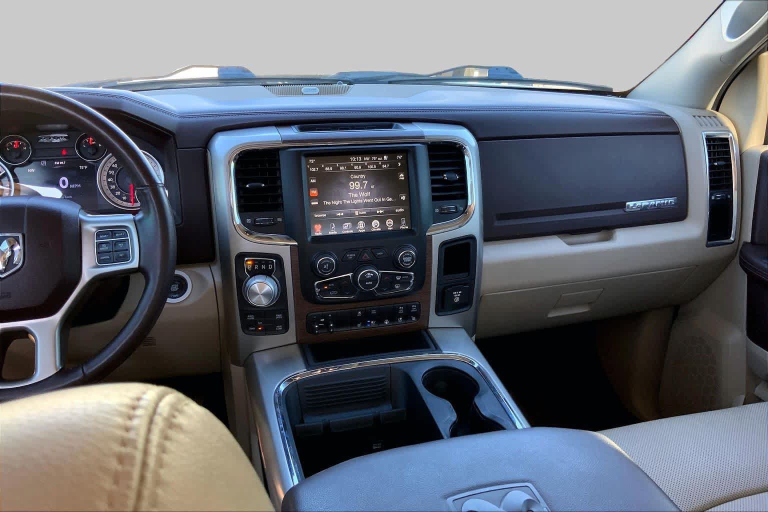 Used 2017 RAM 1500 Laramie w/ Convenience Group AWD/4WD image 7