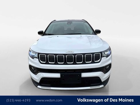 Used 2022 Jeep Compass Limited image 7