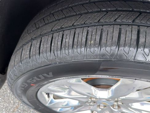 Used 2018 Chevrolet Traverse High Country AWD/4WD image 46