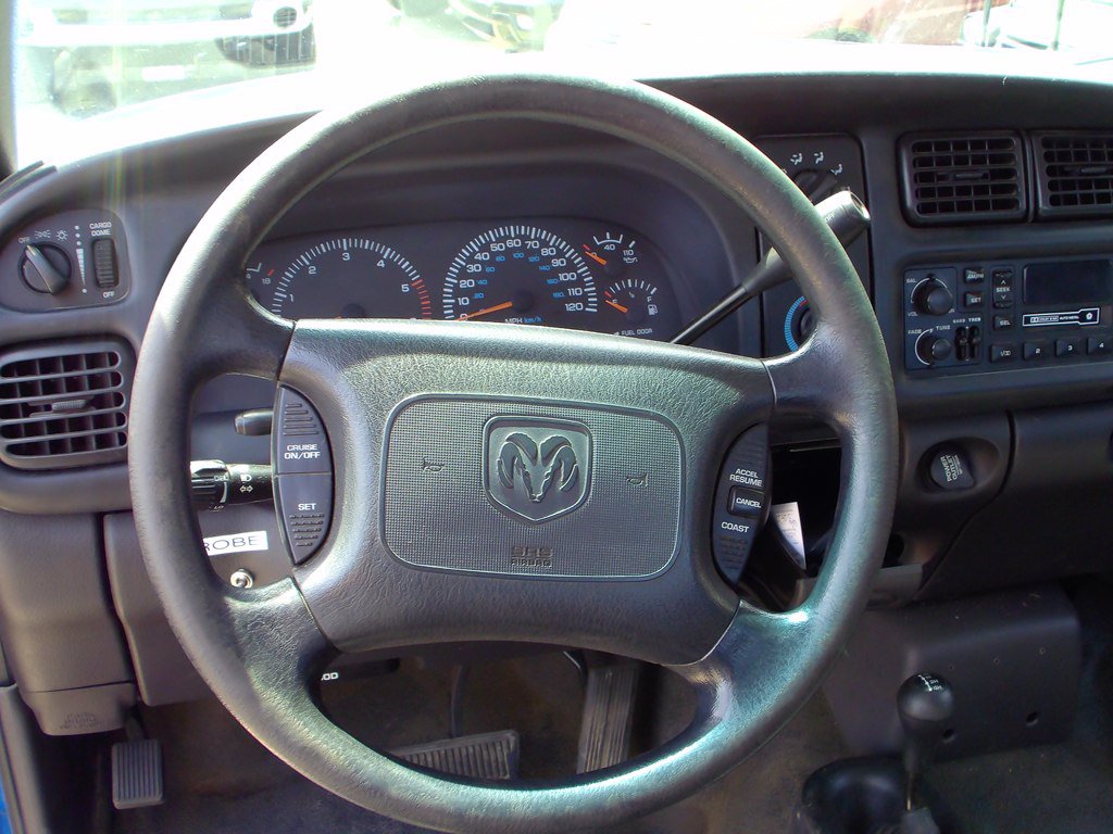 Used 2000 Dodge Ram 2500 Truck 4x4 Quad Cab image 9