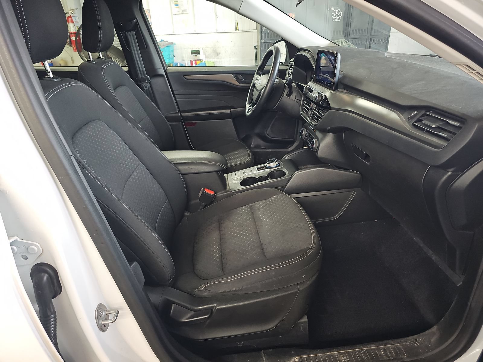 Used 2023 Ford Escape Active AWD/4WD image 11