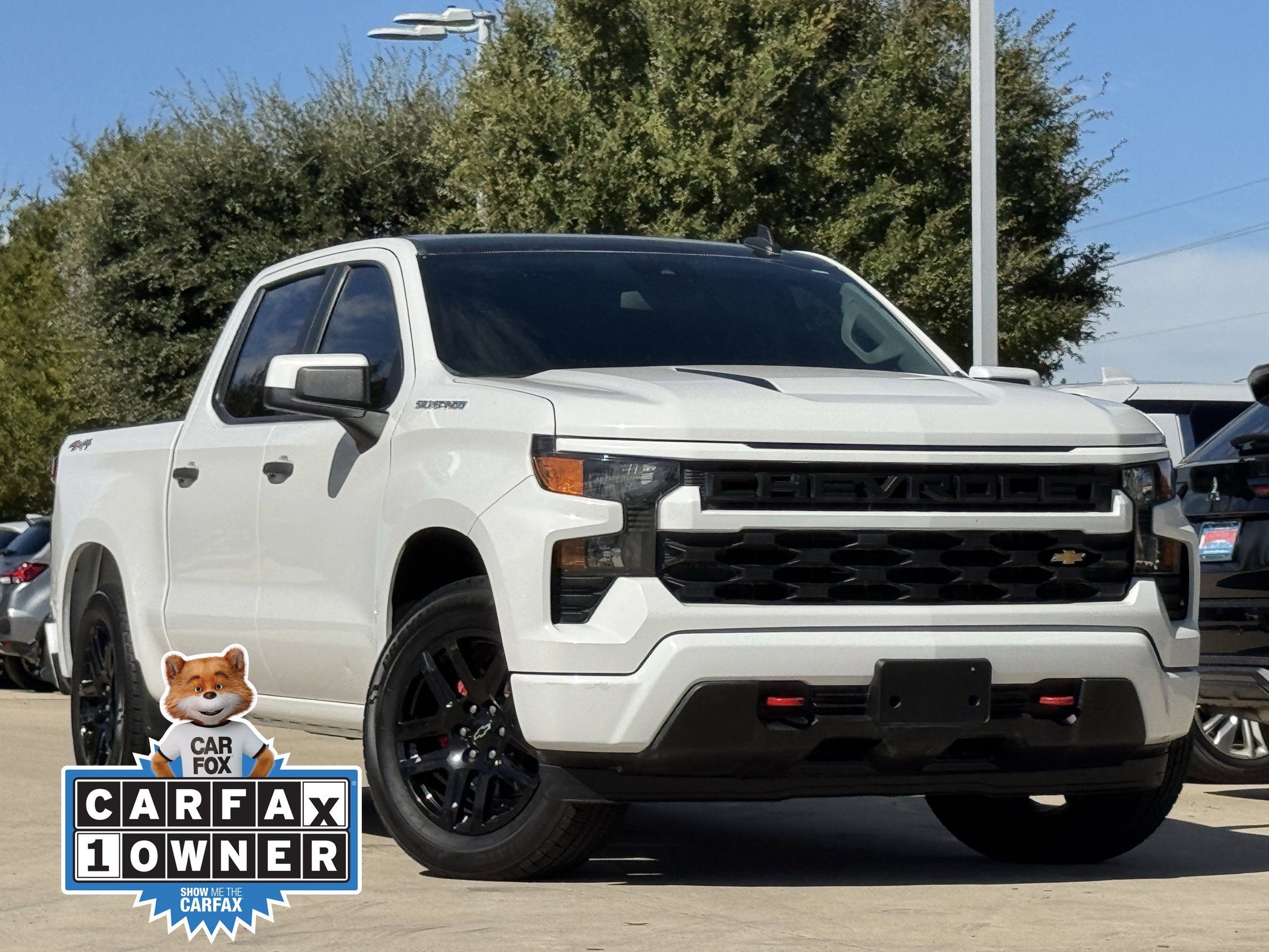 Used 2022 Chevrolet Silverado 1500 Custom AWD/4WD image 2