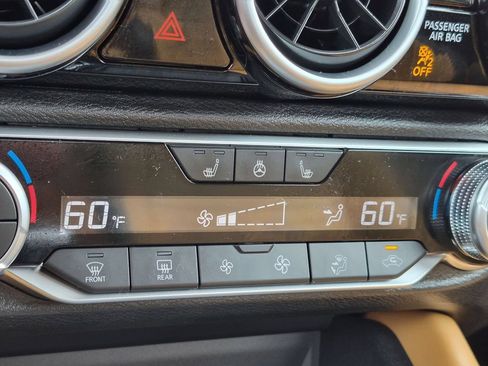 Used 2024 Nissan Sentra SV w/ SV Premium Package FWD image 20