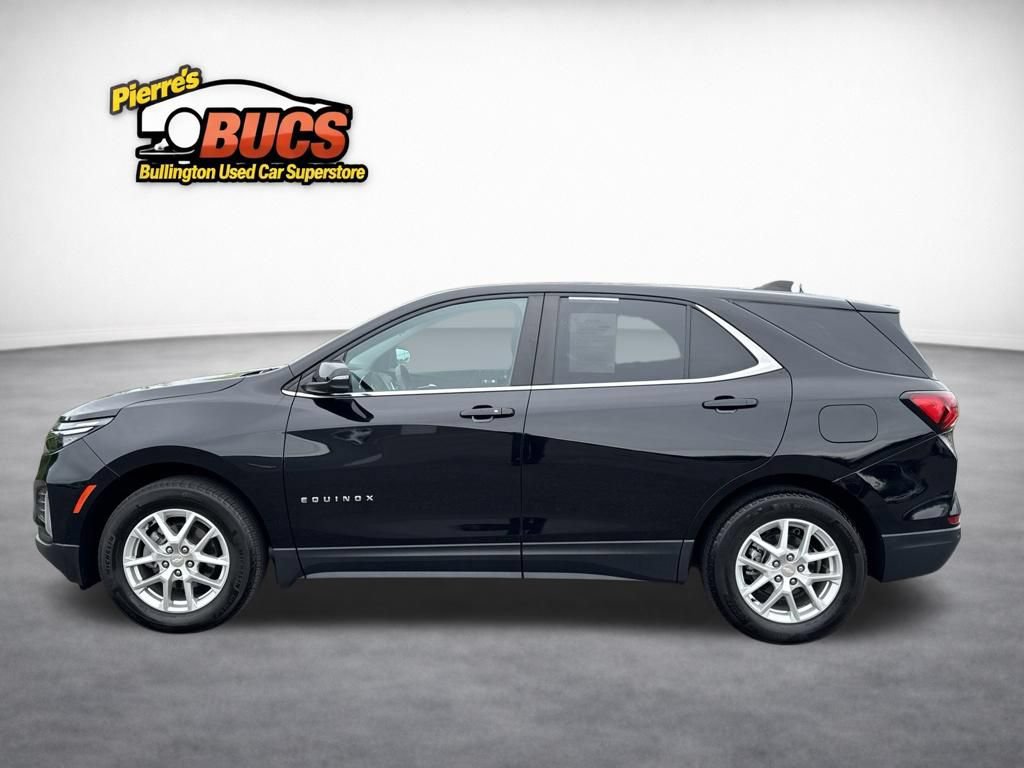 Used 2023 Chevrolet Equinox LT FWD image 2