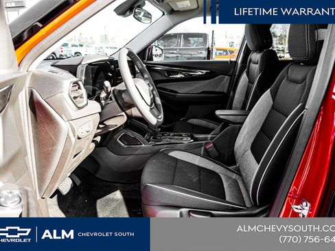 New 2026 Chevrolet TrailBlazer LT w/ Driver Confidence Package FWD image 18