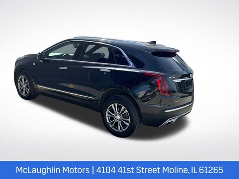 Certified 2022 Cadillac XT5 Premium Luxury w/ Technology Package image 3