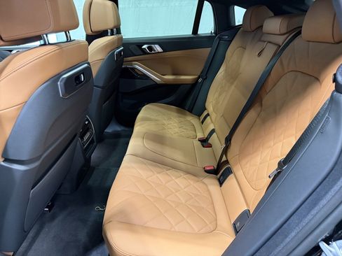 New 2026 BMW X6 xDrive40i w/ Climate Comfort Package image 20