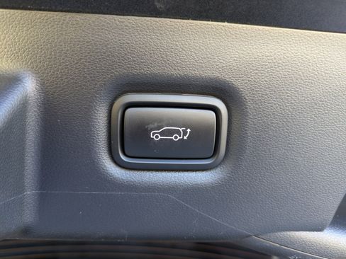 Certified 2025 Hyundai Ioniq 5 SEL image 17