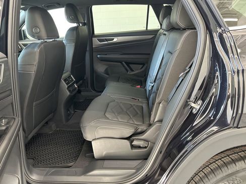 New 2026 Volkswagen Atlas Cross Sport SE AWD/4WD image 33