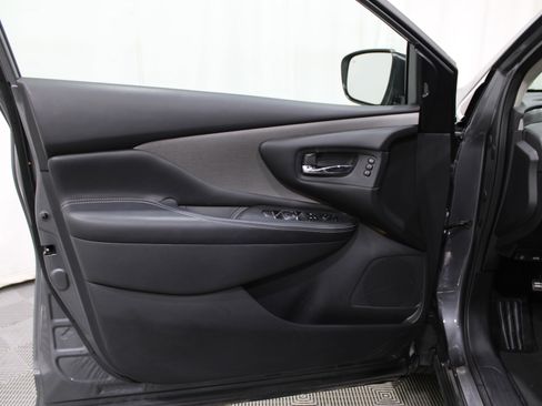 Used 2023 Nissan Murano SL w/ SL Moonroof Package image 6