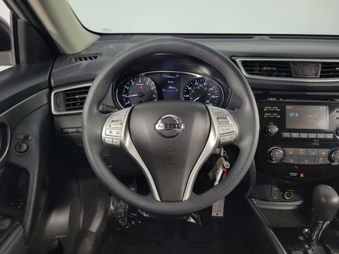 Used 2016 Nissan Rogue S FWD image 21