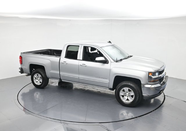 Used 2018 Chevrolet Silverado 1500 LT RWD image 38