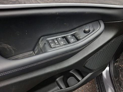 New 2026 Jeep Grand Cherokee 4WD image 9
