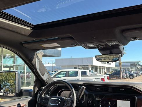 Certified 2025 GMC Sierra 2500 Denali Ultimate image 25