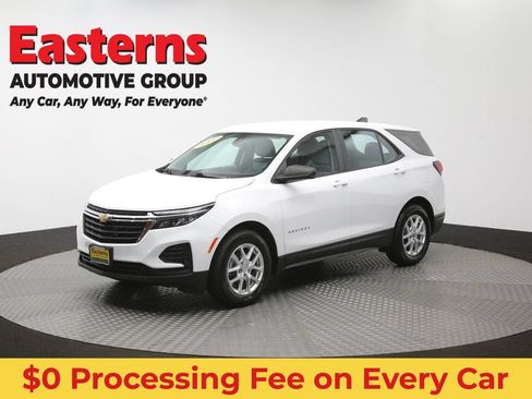 Used 2022 Chevrolet Equinox LS FWD image 54