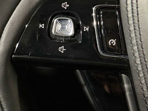 Used 2023 Lincoln Aviator 2WD w/ Premium Package image 72