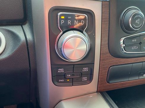 Used 2015 RAM 1500 Laramie w/ Convenience Group AWD/4WD image 30