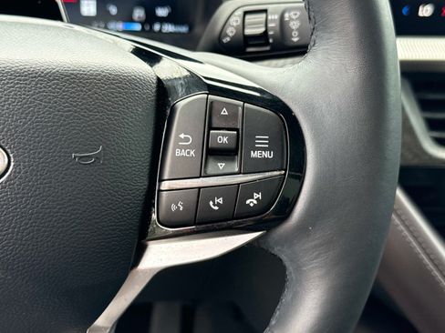 Used 2025 Ford Explorer Platinum RWD image 31