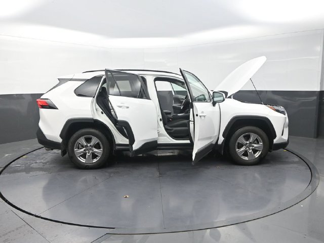 Used 2025 Toyota RAV4 XLE w/ Convenience Package AWD/4WD image 46