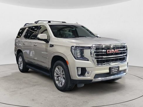 Used 2021 GMC Yukon SLT w/ SLT Premium Package AWD/4WD image 7