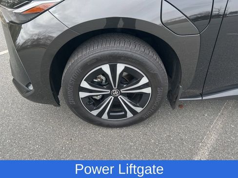 Used 2024 Toyota bZ4X XLE w/ Weather Package image 18