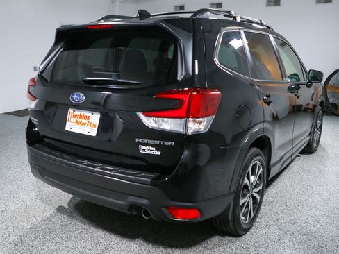 Used 2020 Subaru Forester Limited w/ Popular Package #3 AWD/4WD image 7