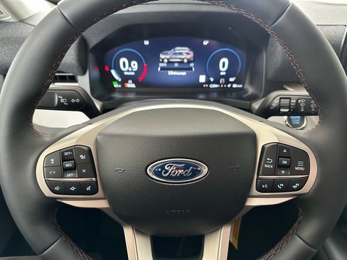 New 2026 Ford Explorer Active image 38