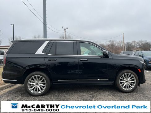 Used 2022 Cadillac Escalade Premium Luxury w/ Performance Package image 2