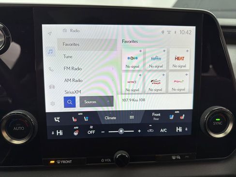 Used 2023 Lexus RX 350 Premium w/ Accessory Package image 17