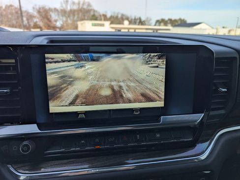 Certified 2024 Chevrolet Silverado 1500 LT image 24