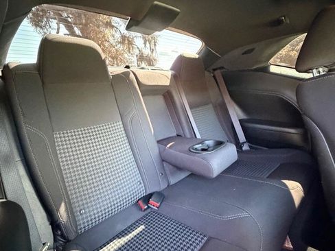 Used 2019 Dodge Challenger SXT RWD image 14
