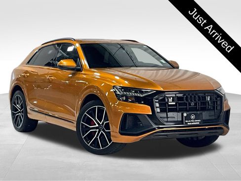 Used 2020 Audi Q8 Prestige w/ Prestige Package AWD/4WD image 1