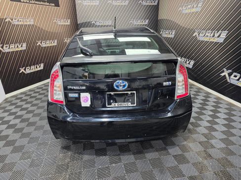 Used 2013 Toyota Prius Three image 11