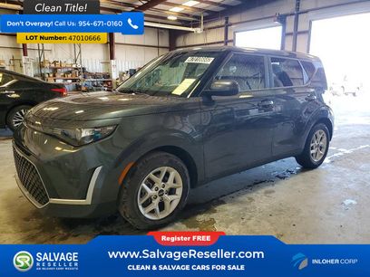 Used 2025 Kia Soul LX w/ LX Technology Package