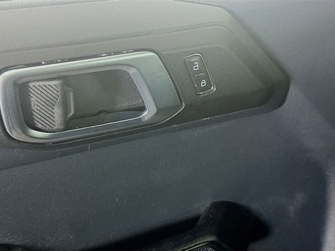 Used 2025 Ford Bronco Big Bend image 15