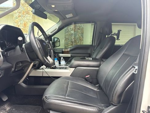 Used 2018 Ford F150 Lariat AWD/4WD image 6